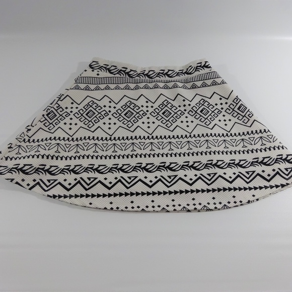 Lipstick Kisses Skater Skirt